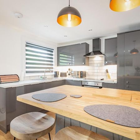 Central Pied-A-Terre Near Harbour St. Andrews Exterior photo